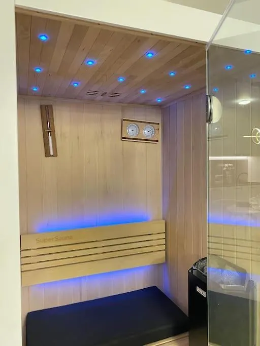 Luxury Holiday House With Jacuzzi And Sauna Ostend