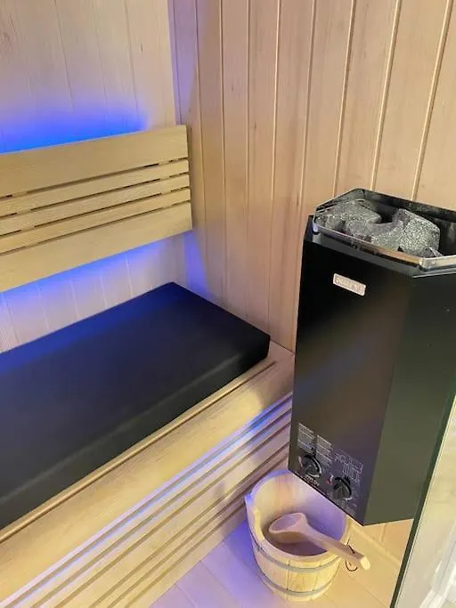 Luxury Holiday House With Jacuzzi And Sauna Ostende